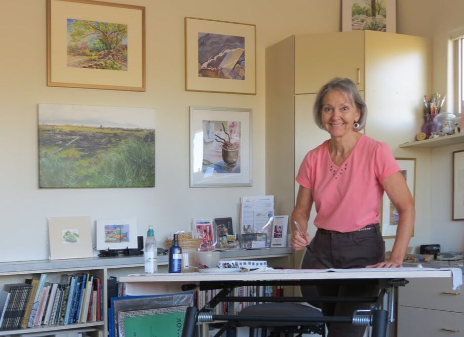 Tucson Arizona Watercolor and Digital Artist Ellen A. Fountain in her studio